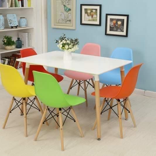 RK-D-929 – Modern Plastic Dining Chair